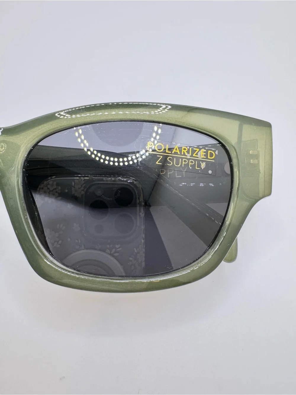 Z SUPPLY Women’s Olive Polarized Sunglasses NWT